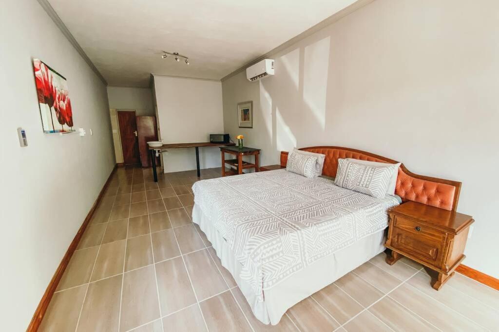 Le Grec Wine Tram Apartment Franschhoek Exteriör bild